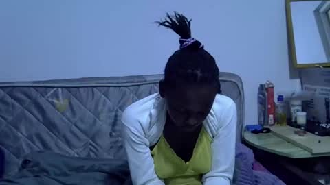 Snapshot of sexybeiby1 chatting on May 16, 2:19 am sexybeiby1 online show from May 16, 2:19 am