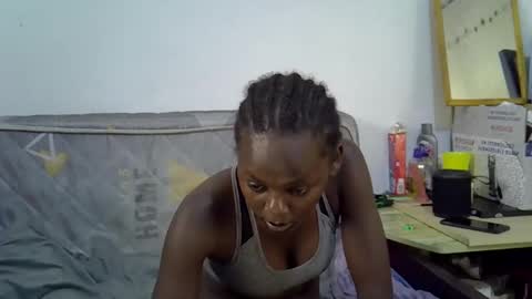 Snapshot of sexybeiby1 chatting on May 25, 4:02 pm sexybeiby1 online show from May 25, 4:02 pm