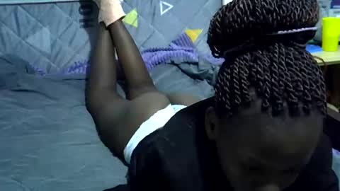 Snapshot of sexybeiby1 chatting on June 11, 12:32 am sexybeiby1 online show from June 11, 12:32 am