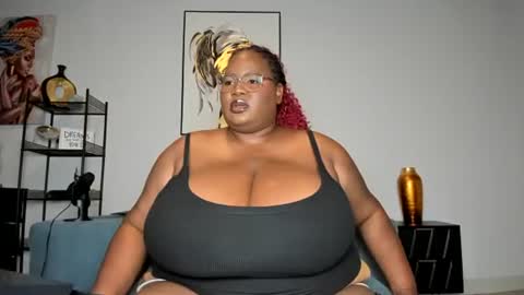sexyblackhugetits online show from November 14, 2:43 am