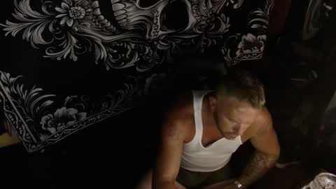 Snapshot of sexyboy_273 chatting on September 23, 6:16 am sexyboy_273 online show from September 23, 6:16 am