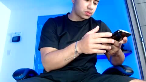 Snapshot of sexyboy_bigclit chatting on June 29, 1:44 pm Iker online show from June 29, 1:44 pm