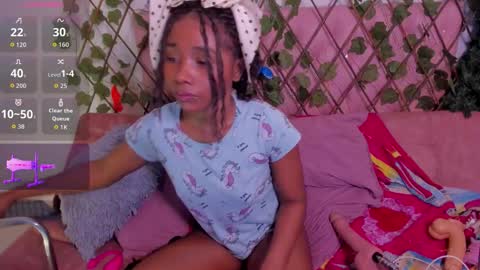 sofia online show from March 1, 2:02 am