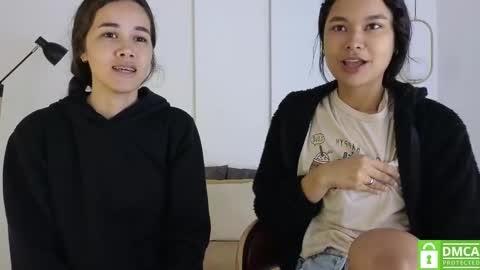chanell and yina online show from December 17, 1:06 pm