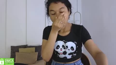 chanell and yina online show from June 21, 12:08 pm