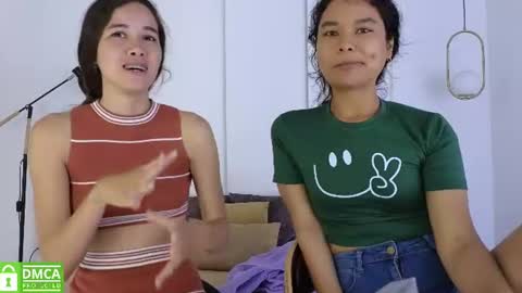 chanell and yina online show from June 23, 1:53 pm