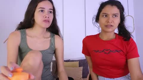 chanell and yina online show from July 17, 1:51 pm