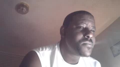 Snapshot of sexychocolate5436543 chatting on January 25, 10:40 am sexychocolate online show from January 25, 10:40 am
