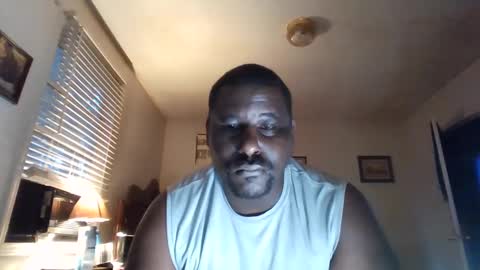 Snapshot of sexychocolate5436543 chatting on February 26, 11:15 pm sexychocolate online show from February 26, 11:15 pm