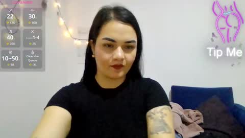 Snapshot of sexychubbyanna chatting on June 6, 11:09 pm sexychubbyanna online show from June 6, 11:09 pm