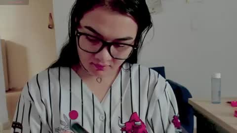 Snapshot of sexychubbyanna chatting on July 17, 5:29 pm sexychubbyanna online show from July 17, 5:29 pm