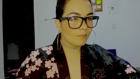 Snapshot of sexychubbyanna chatting on July 21, 3:31 am sexychubbyanna online show from July 21, 3:31 am