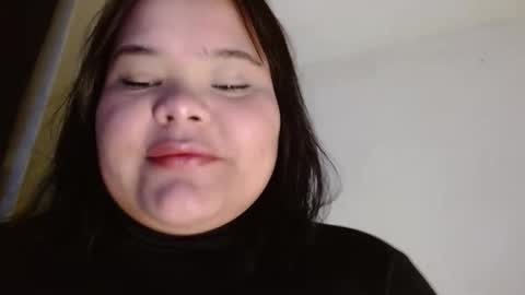 Snapshot of sexychubbyy chatting on December 1, 4:29 pm Eva online show from December 1, 4:29 pm