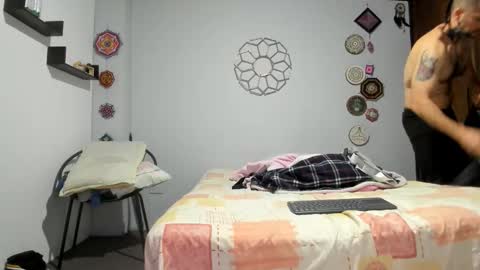 Snapshot of sexycolombian2022 chatting on November 24, 12:16 pm Antonioylola online show from November 24, 12:16 pm