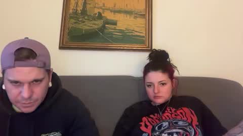 sexycouple41110 online show from March 14, 3:56 am