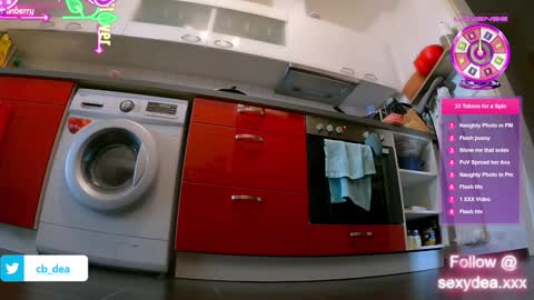 XDA   online show from October 30, 12:50 pm