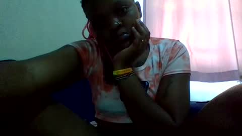 sexydee101436 online show from July 27, 5:25 am