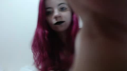 Snapshot of sexydemonangel chatting on June 24, 6:45 am sexydemonangel online show from June 24, 6:45 am