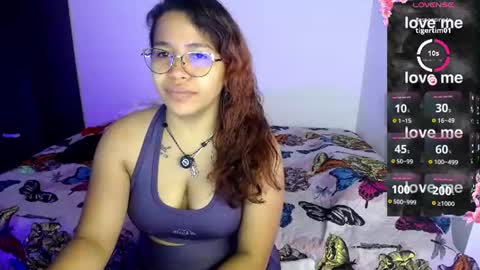 Snapshot of sexydiabliita chatting on July 28, 12:48 pm sexydiabliita online show from July 28, 12:48 pm