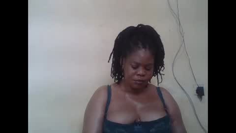 Snapshot of sexydove2 chatting on June 2, 6:48 am EMILY online show from June 2, 6:48 am