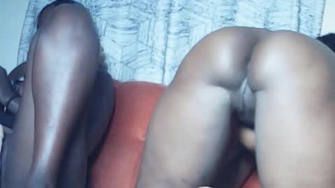 sexyebony283378 online show from February 20, 7:36 pm