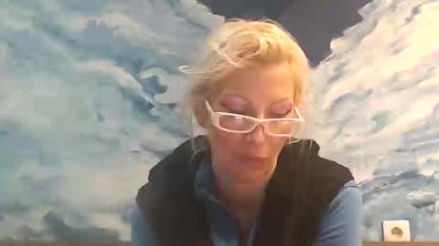 Snapshot of sexyeni chatting on March 24, 12:37 am ENI pvt moan your name WHEN I M NOT online you tell me in SNAPCHAT deal yes add me... FREE TWITTER magiconline101...... online show from March 24, 12:37 am