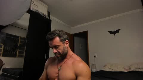 chris online show from January 9, 1:18 am