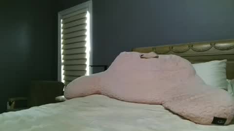 LisaisLuscious online show from July 10, 1:58 pm