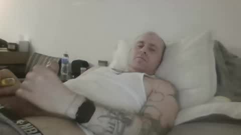 Snapshot of sexyfredy7722 chatting on February 3, 3:59 am sexyfredy7722 online show from February 3, 3:59 am