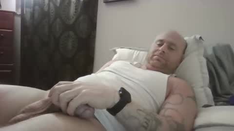 Snapshot of sexyfredy7722 chatting on April 4, 3:05 am sexyfredy7722 online show from April 4, 3:05 am