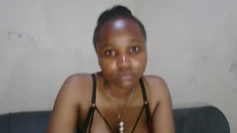 Snapshot of sexygee123 chatting on May 9, 3:28 pm sexygee123 online show from May 9, 3:28 pm