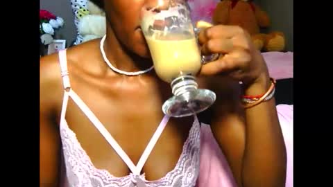 SEXYGODDESS7 online show from March 23, 5:55 am