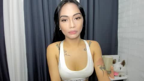 sexygoddessappira online show from January 8, 6:21 pm
