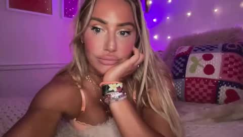 Ashley Love online show from June 10, 11:09 am