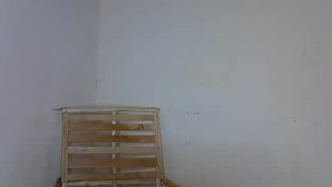 Snapshot of sexyhollymontana1111 chatting on June 16, 5:21 am SexyHollyMontana1111 online show from June 16, 5:21 am