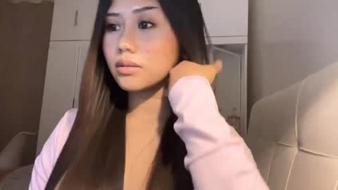 Snapshot of sexyhotangelyn chatting on June 30, 5:41 am sexyhotangelyn online show from June 30, 5:41 am
