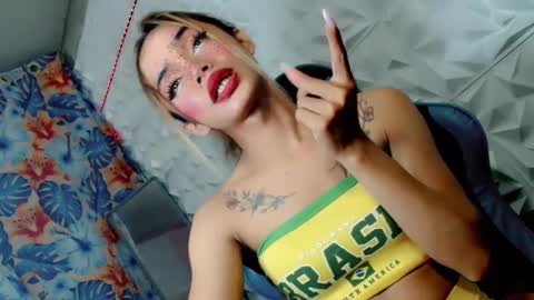 sexyhotbabe18 online show from December 15, 10:47 pm