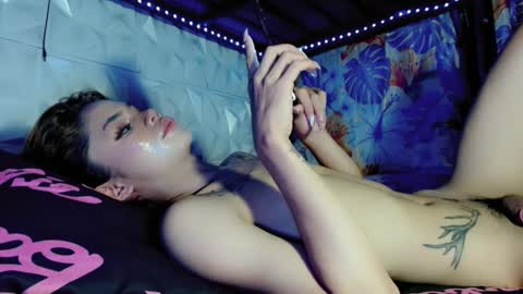 sexyhotbabe18 online show from February 18, 8:36 pm