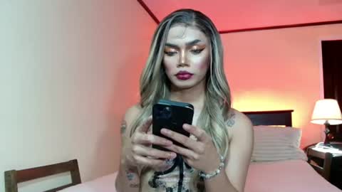 Snapshot of sexyhotbabe18 chatting on July 28, 9:14 pm sexyhotbabe18 online show from July 28, 9:14 pm