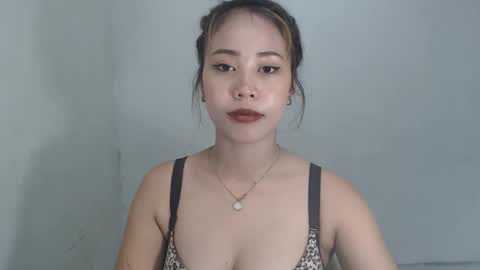 jeanken and jelian online show from January 25, 6:57 pm