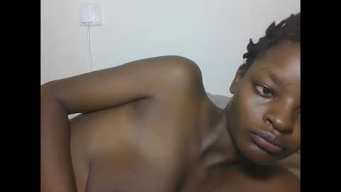 Snapshot of sexyhotgal23 chatting on January 18, 1:53 am REBECCAH online show from January 18, 1:53 am