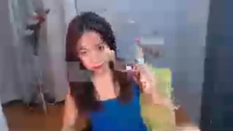 hannah online show from July 13, 2:09 pm