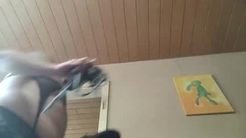 SexyJanuary online show from July 8, 1:37 pm