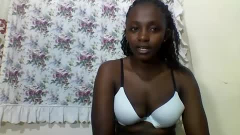 Snapshot of sexyjoane chatting on February 13, 5:37 am JOAN online show from February 13, 5:37 am