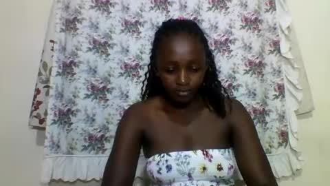 Snapshot of sexyjoane chatting on February 17, 4:59 pm JOAN online show from February 17, 4:59 pm