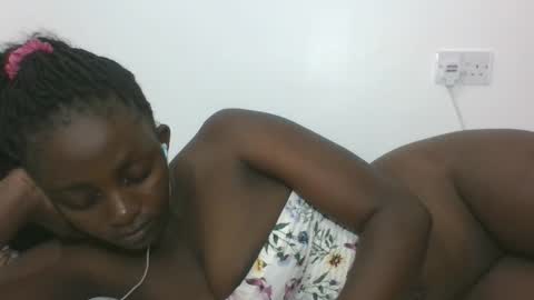 Snapshot of sexyjoane chatting on March 3, 9:15 pm JOAN online show from March 3, 9:15 pm