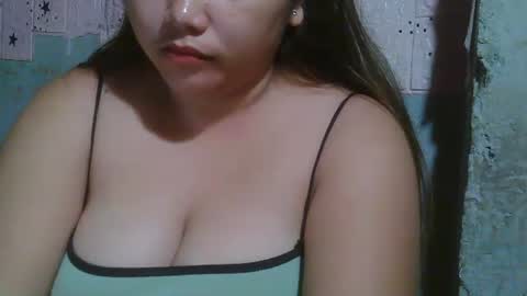 Snapshot of sexykittymom chatting on March 20, 10:03 pm sexykittymom online show from March 20, 10:03 pm