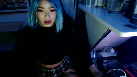 SEXYLATINCOUPLE online show from January 8, 5:59 am