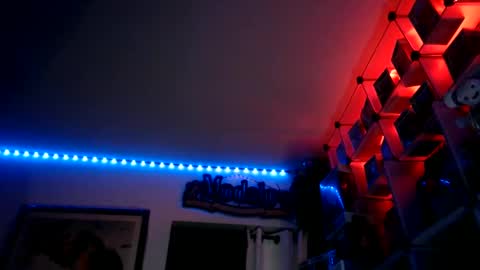 SEXYLATINCOUPLE online show from January 17, 10:33 am