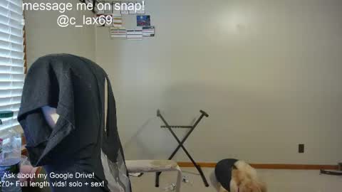 sexylax69 online show from June 24, 3:11 pm